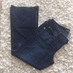 American Eagle 18 short